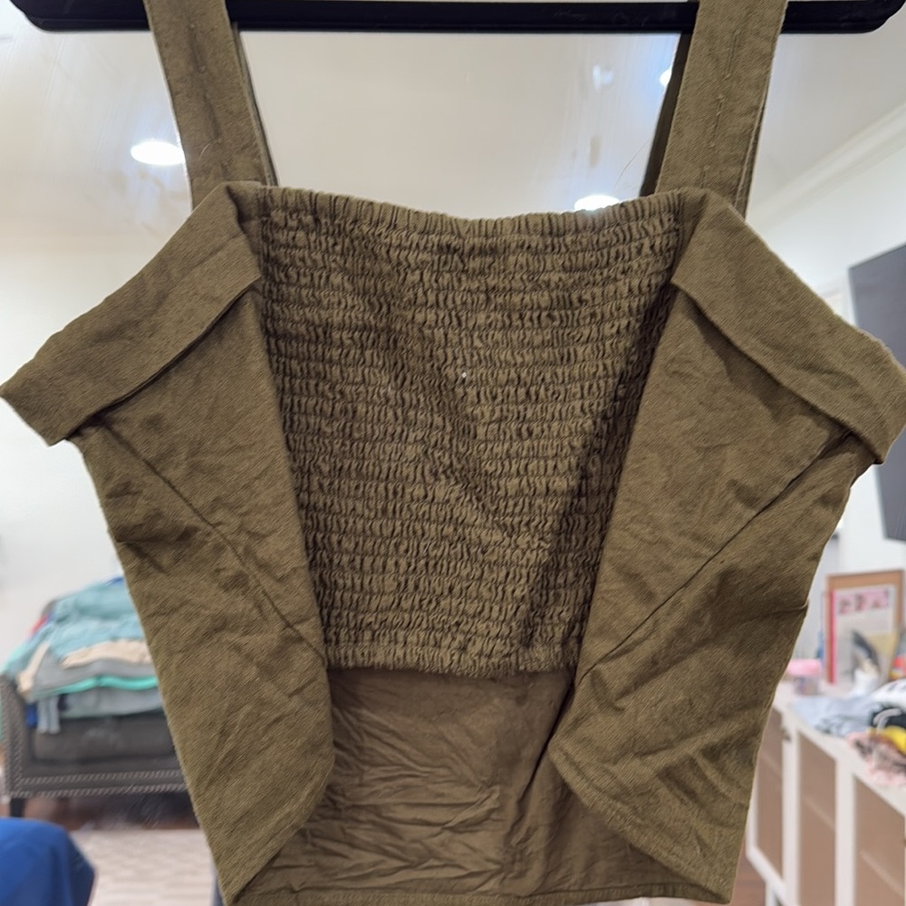 NWOT A&F olive top - Picture 4 of 4